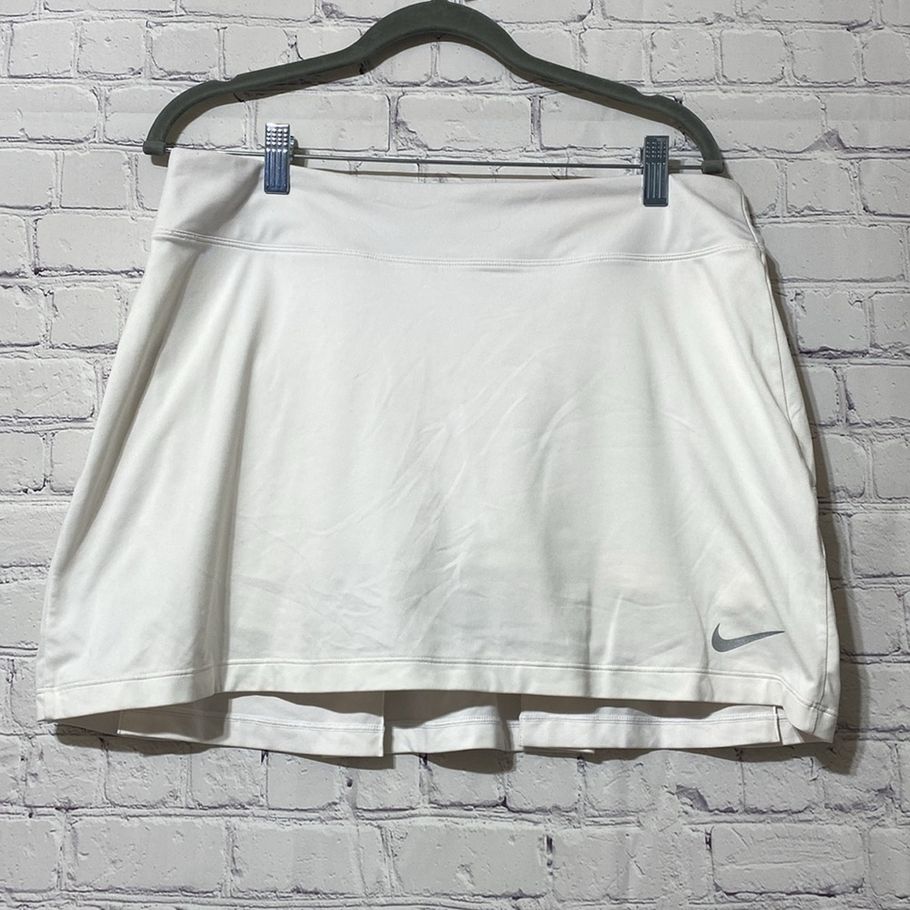 Nike golf dry fit skort